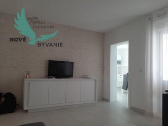 Apartmán so strešnou terasou s výhľadom na more len 30m od m - 6