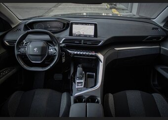Predam Peugeot 5008 1.2 PureTech 7miestne - 6
