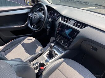Škoda Octavia Combi 1.6TDi 85kW, Centrálne zamykanie - 6