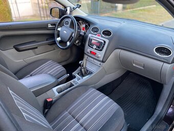 Ford Focus coupe - 6