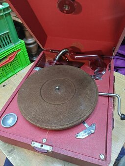Predám starožitný gramafon - 6