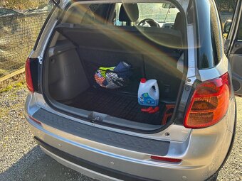 Predam na diely Suzuki Sx4 2010 - 6