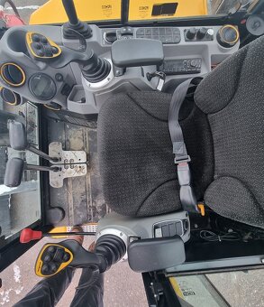 JCB 35Z s naklápěcím rotátorem Engcon, centr.mazání, A/C - 6