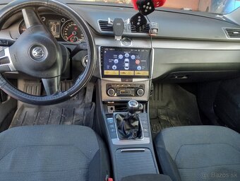 Predám Volkswagen Passat B7 - 6