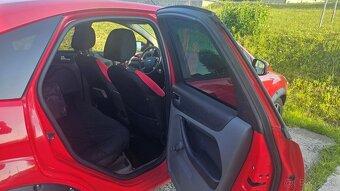 Ford Focus 1,8 diesel , rok 2010 - aj vymením - 6