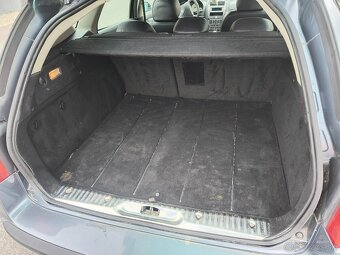 Peugeot 407 SW - 6