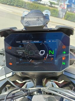 Moto Guzzi V85 TT 2024 odpočet DPH v záruke - 6