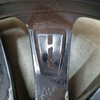 Hliníkové Volkswagen disky 5x112 R17 7J ET54 - 6