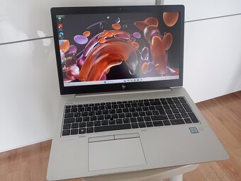 predám HP Elitebook 850 G6 , Intel Core i5 , 16gb ram , ssd - 6