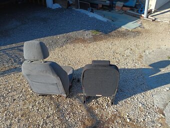 Autosedačka - 6
