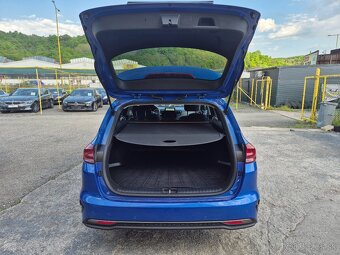 Kia Ceed SW 1.6 CRDi 136k First Edition A/T - 6