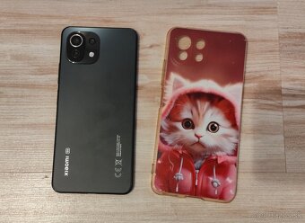 Xiaomi 11 Lite NE 5G; 6,55“ AMOLED; 128GB; Android 14 - 6