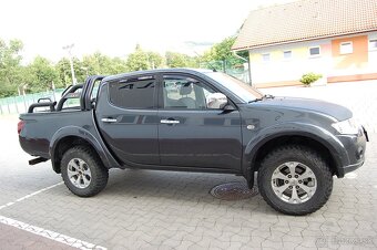 Mitsubishi L 200 - 6