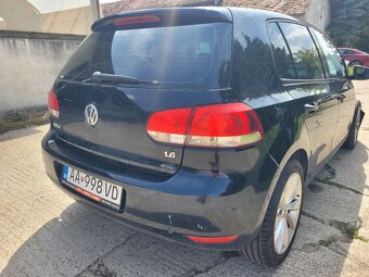 VW Golf 1.6 FSI 125tisíc km, 1. Majiteľ - 6
