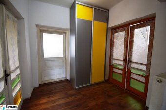 RODINNÝ DOM, 2 PODLAŽNÝ, 6 IZIEB, VEĽKÝ LIPNÍK; - 6
