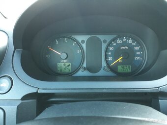 Predám Ford Fiesta 1.4. TDCI diesel 50 kw rok 2004 - 6