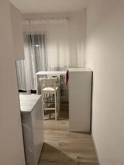 Prenájom - 2-izbový byt na ul. A. Bernoláka (Bulvár) - 6