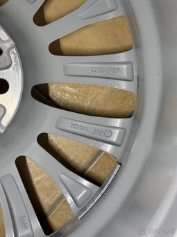 5x112 R18 BMW 5 G30 plnohodnotná rezerva Style 632 - 6
