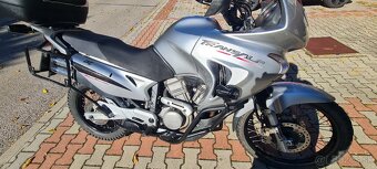 Honda transalp - 6