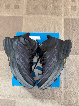 Hoka speedgoat GTX 42 - 6