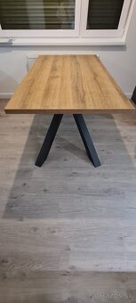 Stolova podnoz x - 6