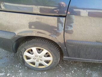 Predám PEUGEOT 8O7, r.v. 2006 - 6