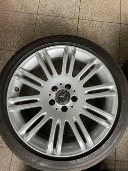 Predám sadu diskov W211 Mercedes R18 - 6
