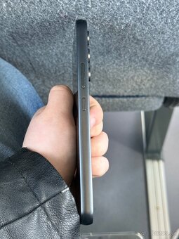 Predám Samsung Galaxy A54 5G 8GB Rám 128GB Black malé Známky - 6