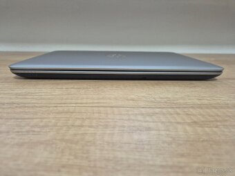 HP EliteBook 820 G3 /i5-6300U/8GB RAM/Touch FHD/256GB SSD - 6