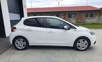 Peugeot 208 1.2 PureTech Style - 6