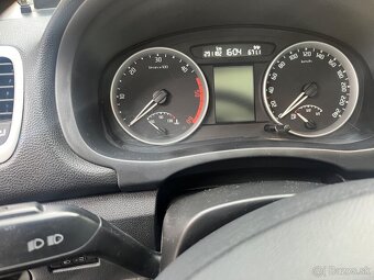 Škoda roomster 1,9 tdi 77 kW rv 2007 - 6