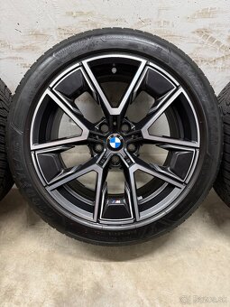 Zimná sada 5x112 R18 , 245/45/18 BMW 4 i4 G26 Style M858 - 6