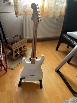 Fender squier stracocaster - 6
