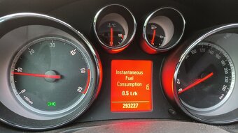 Opel Insignia 2.0CDTI - 6