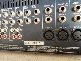 Mix pult Yamaha MG 24 - 6