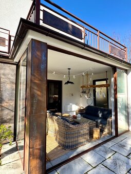 Predám krásnu ratanovú sedaciu súpravu - 6