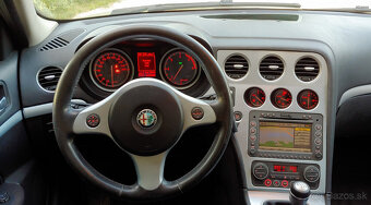 Alfa Romeo 159 2.4 JTDm - 6