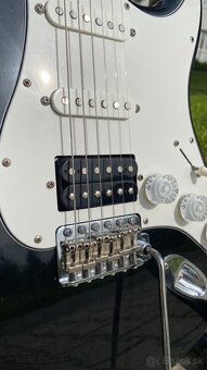 Fender Stratocaster - Mexico - 6