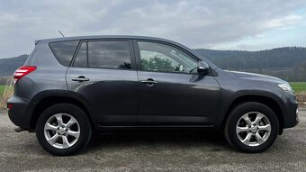 Toyota RAV4 2.0 benzin - 6