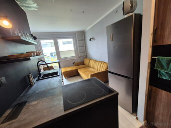 Na prenájom útulná garsónka s balkónom v centre Žiliny - 6