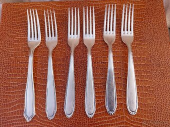 Priborova sada 85€ - 6