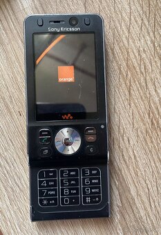 Predám Sony Ericsson W910i - 6