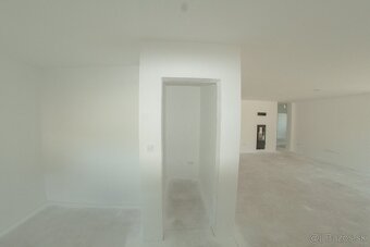 ponúkame na predaj 3 moderné novostavby - 6