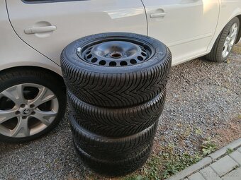 Skoda Octavia combi 2,0  103kw - 6