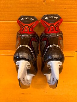 BRUSLE CCM JETSPEED FT1  vel. 37,5/4 D - 6