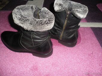 kožené čižmičky + s kožušinkou gratis - 6