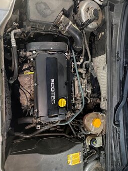 Opel vectra c 1.8 benzin - 6