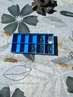 rozne veci do dielne - 6