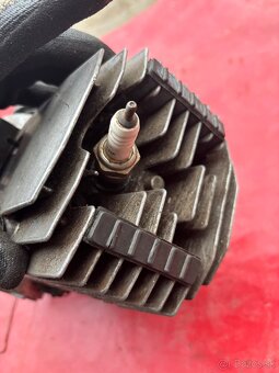 Babetta 210 motor 6 - 6