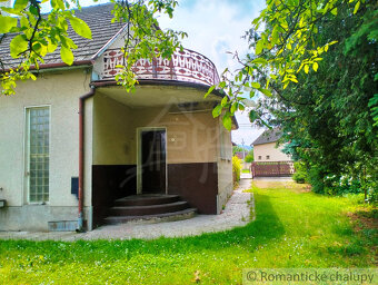 Veľký dvojpodlažný dom s veľkým pozemkom v obci Košeca na - 6